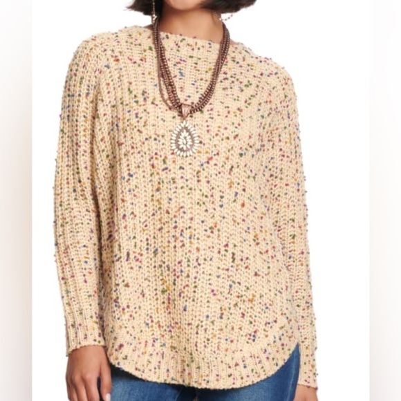 Rockin C Women's Sand & Colorful Dot Round Hem
Sweater
STYLE #RC4127 Large - Picture 1 of 7
